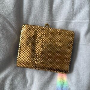 Vintage Whiting & Davis mesh wallet